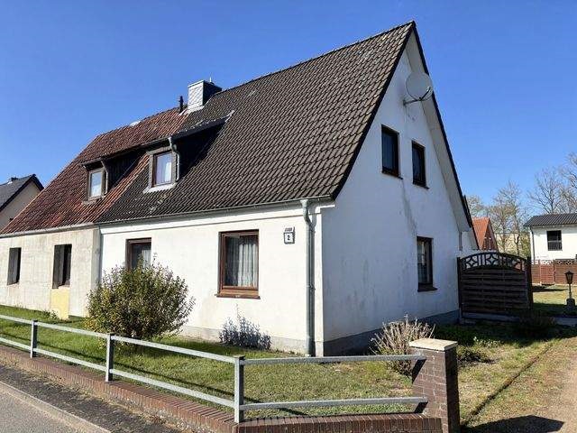 Grundstück